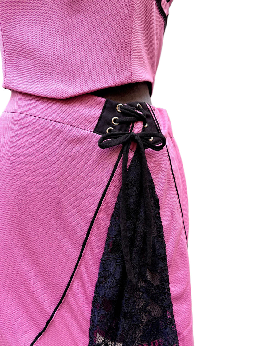 completo rosa con pizzo nero
