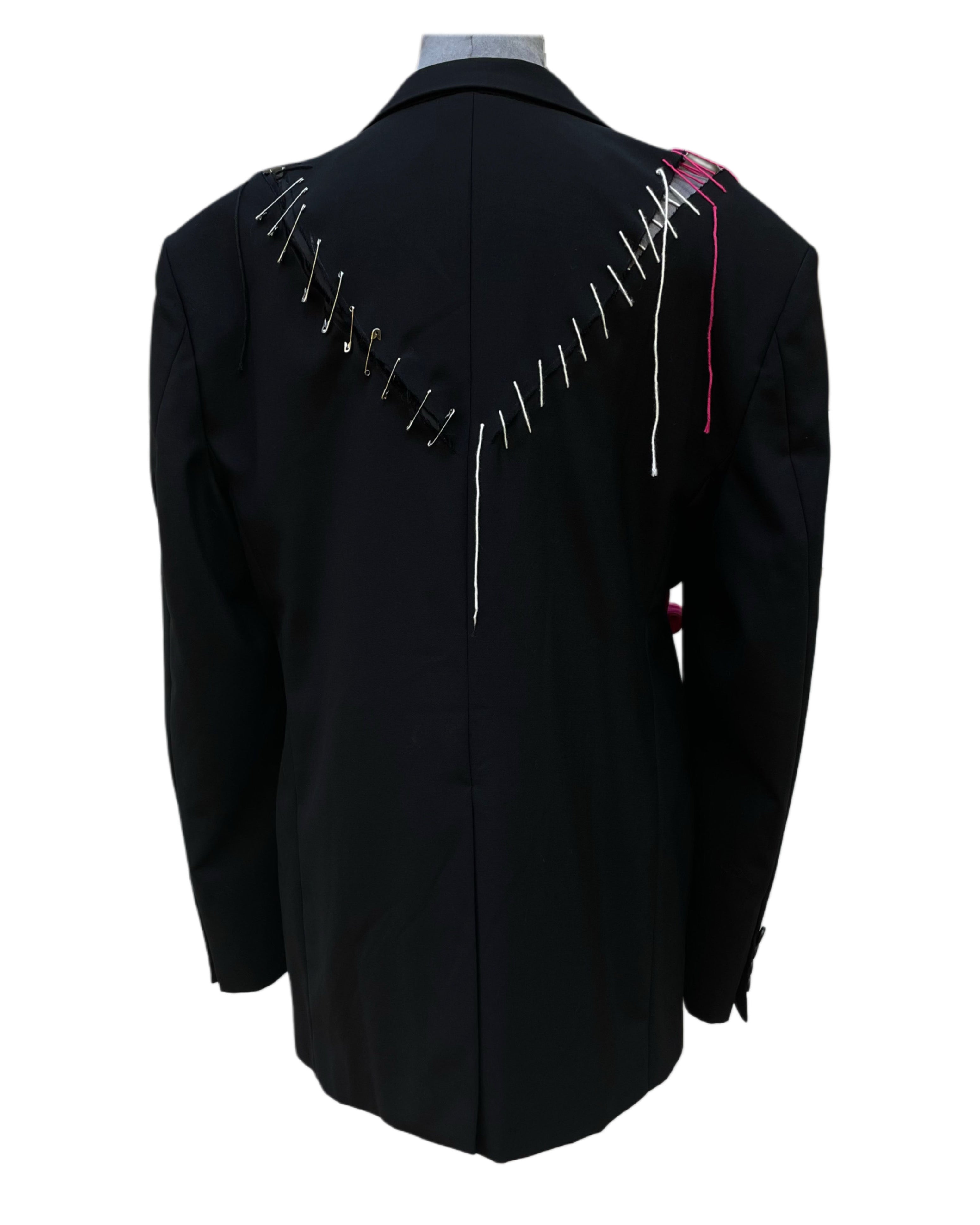 blazer nero con fiocco rosa